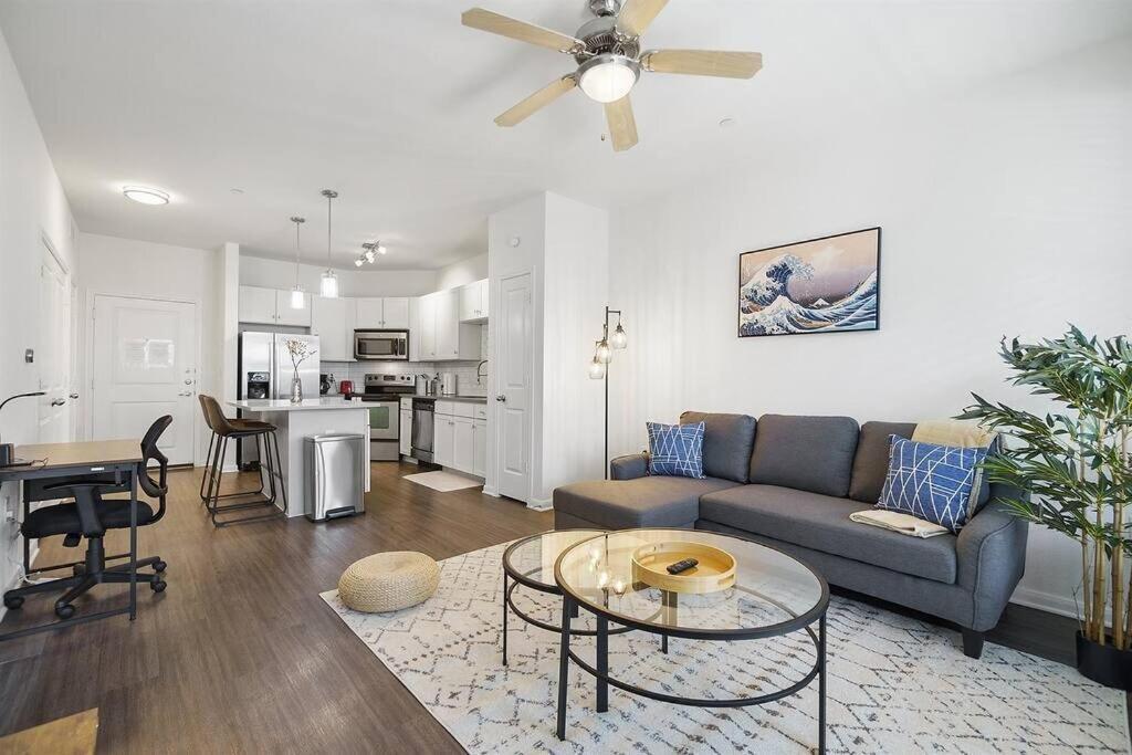 Lux 1B Near Downtown Apartment Austin Exterior photo