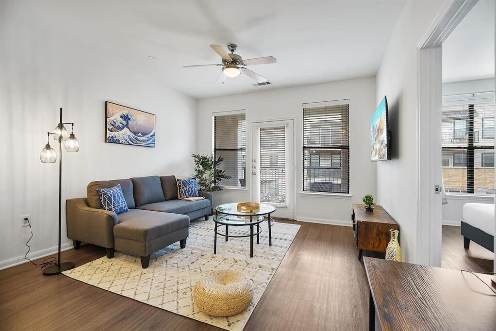 Lux 1B Near Downtown Apartment Austin Exterior photo